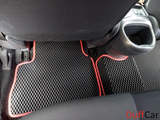 Автомобильные коврики Nissan Juke I (F15) (2010 - 2019)